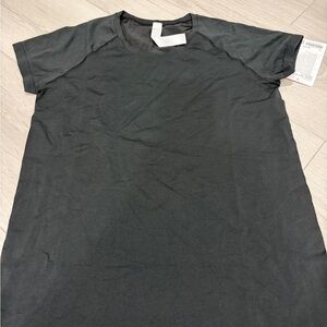 Lululemon swiftly tech